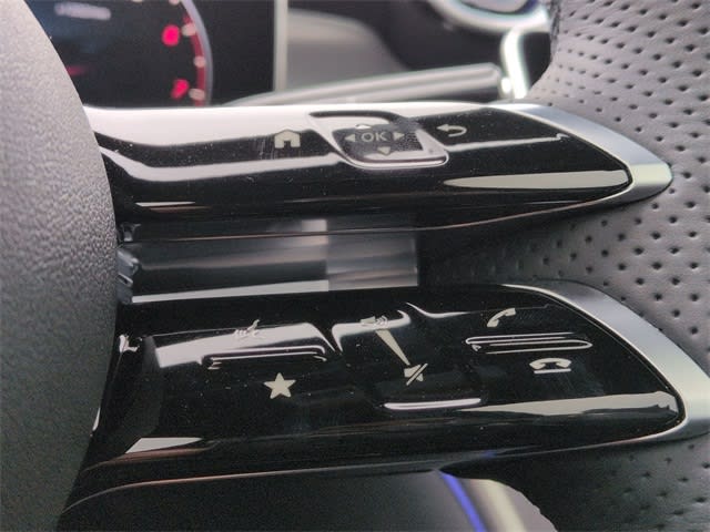 Thumbnail: 2026 Mercedes-Benz GLC - 30