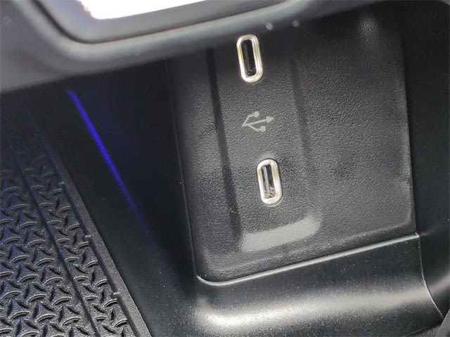 Thumbnail: 2026 Mercedes-Benz GLC - 16