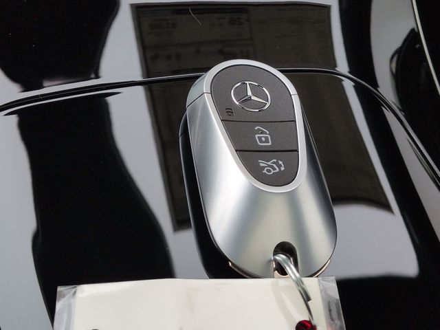 Thumbnail: 2026 Mercedes-Benz GLC - 36