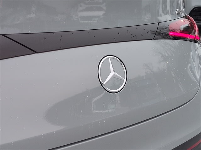 Thumbnail: 2026 Mercedes-Benz GLC - 7