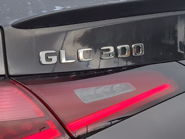 Thumbnail: 2025 Mercedes-Benz GLC - 25
