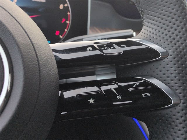 Thumbnail: 2026 Mercedes-Benz GLC - 15