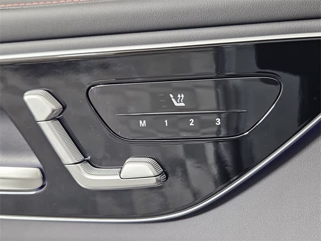 Thumbnail: 2025 Mercedes-Benz GLC - 41