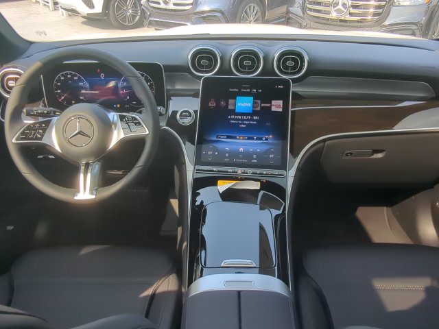 Thumbnail: 2025 Mercedes-Benz GLC - 9
