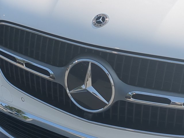 Thumbnail: 2025 Mercedes-Benz GLC - 6