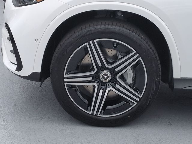 Thumbnail: 2026 Mercedes-Benz GLC - 8