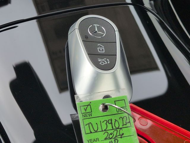 Thumbnail: 2026 Mercedes-Benz GLC - 18