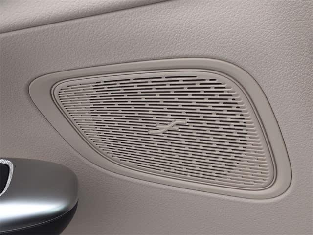 Thumbnail: 2026 Mercedes-Benz GLC - 20