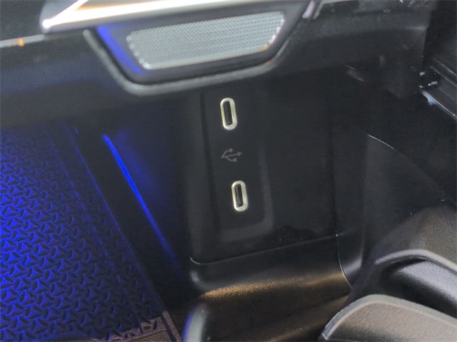 Thumbnail: 2026 Mercedes-Benz GLC - 35