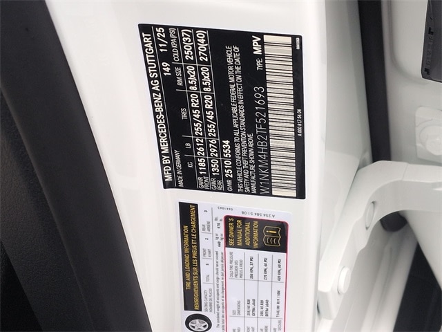 Thumbnail: 2026 Mercedes-Benz GLC - 37