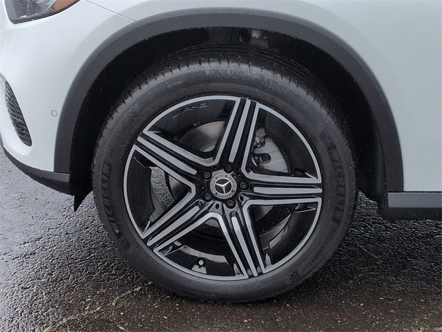 Thumbnail: 2026 Mercedes-Benz GLC - 8