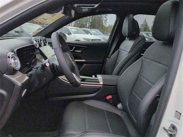 Thumbnail: 2026 Mercedes-Benz GLC - 11