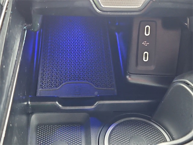 Thumbnail: 2026 Mercedes-Benz GLC - 37