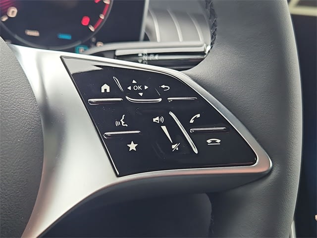 Thumbnail: 2026 Mercedes-Benz GLC - 32