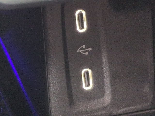 Thumbnail: 2026 Mercedes-Benz GLC - 33