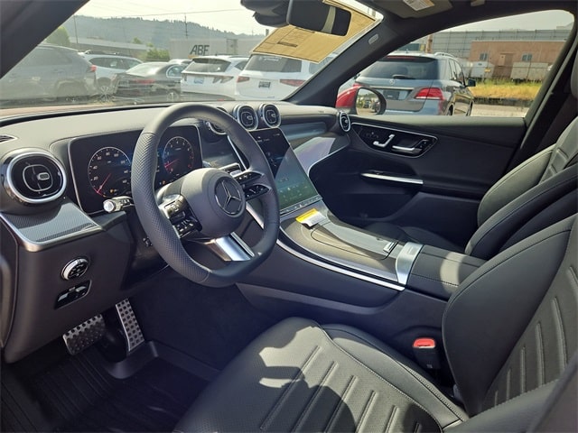 Thumbnail: 2025 Mercedes-Benz GLC - 2