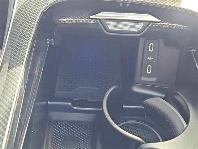 Thumbnail: 2025 Mercedes-Benz GLC - 37