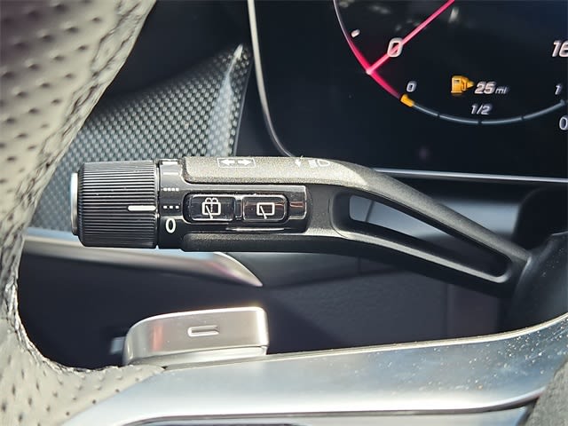 Thumbnail: 2025 Mercedes-Benz GLC - 35