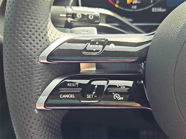 Thumbnail: 2025 Mercedes-Benz GLC - 32