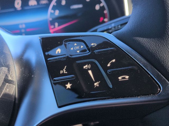 Thumbnail: 2026 Mercedes-Benz GLC - 32