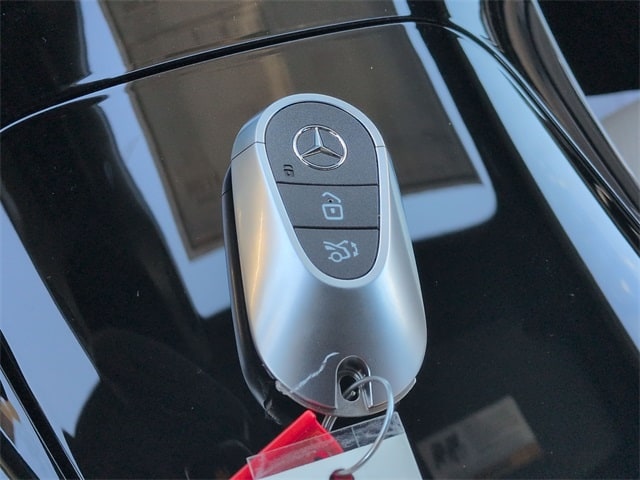 Thumbnail: 2026 Mercedes-Benz GLC - 37