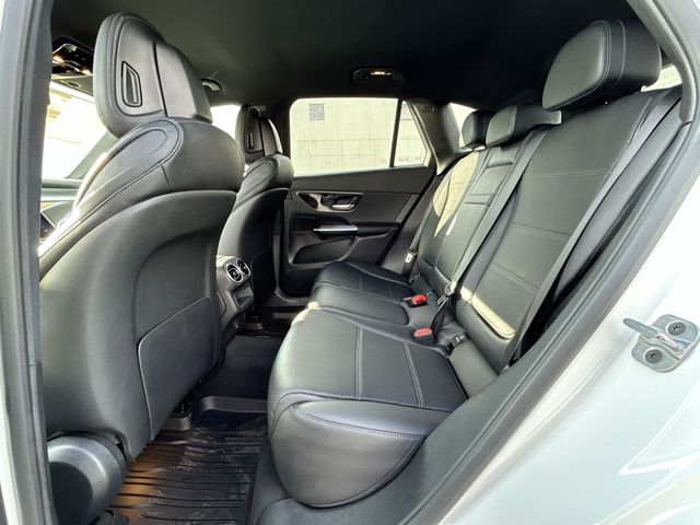 Thumbnail: 2026 Mercedes-Benz GLC - 27