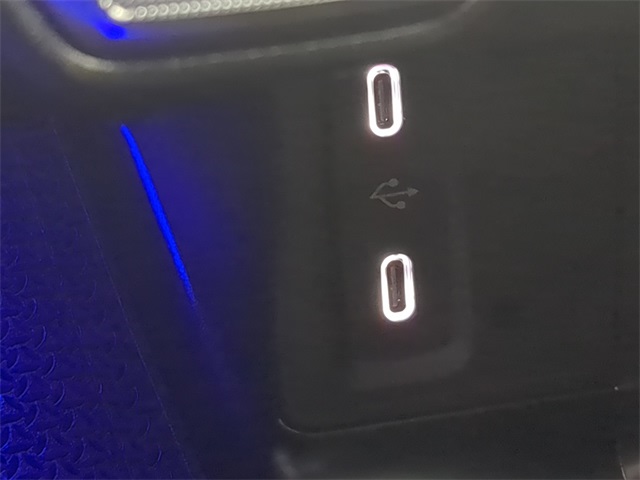 Thumbnail: 2026 Mercedes-Benz GLC - 35