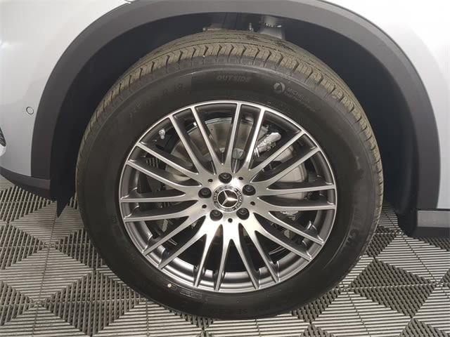 Thumbnail: 2026 Mercedes-Benz GLC - 8