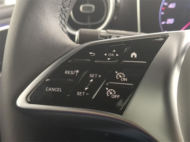 Thumbnail: 2026 Mercedes-Benz GLC - 30