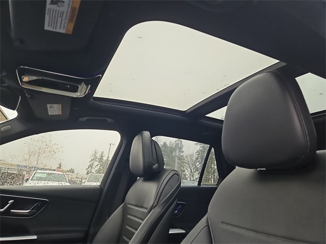 Thumbnail: 2026 Mercedes-Benz GLC - 28