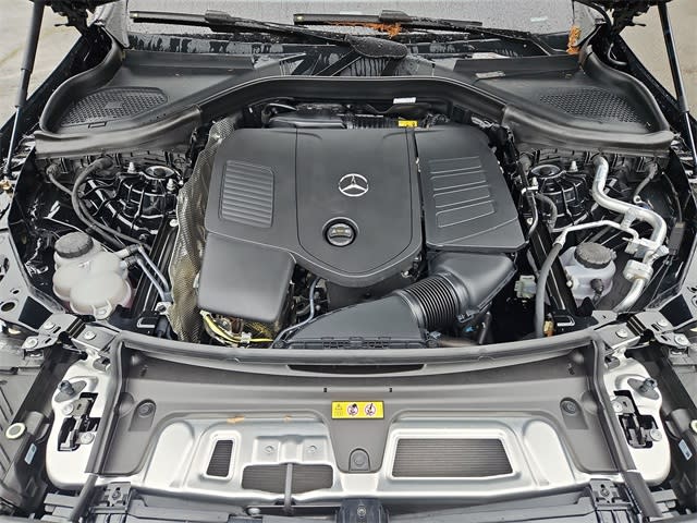 Thumbnail: 2026 Mercedes-Benz GLC - 9