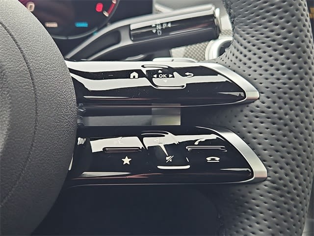 Thumbnail: 2026 Mercedes-Benz GLC - 33