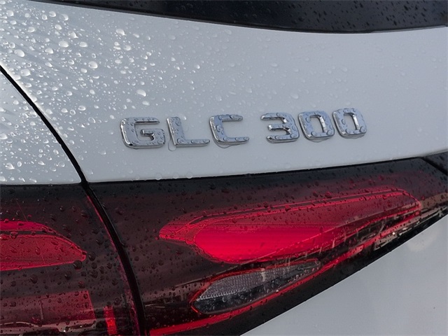 Thumbnail: 2026 Mercedes-Benz GLC - 24