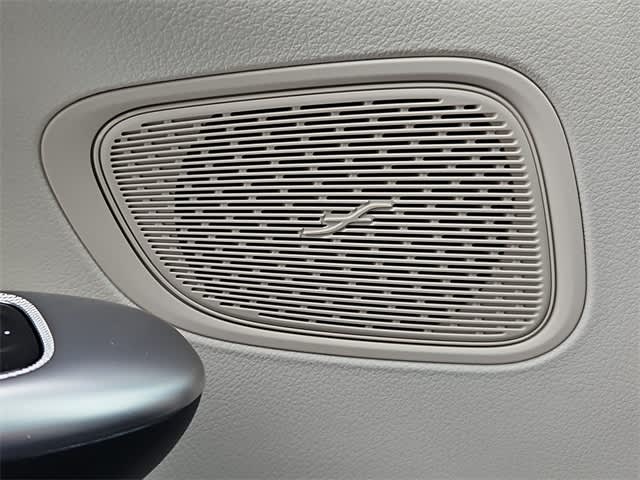 Thumbnail: 2025 Mercedes-Benz GLC - 20