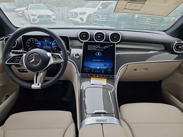 2025 Mercedes-Benz GLC Base - Photo 10