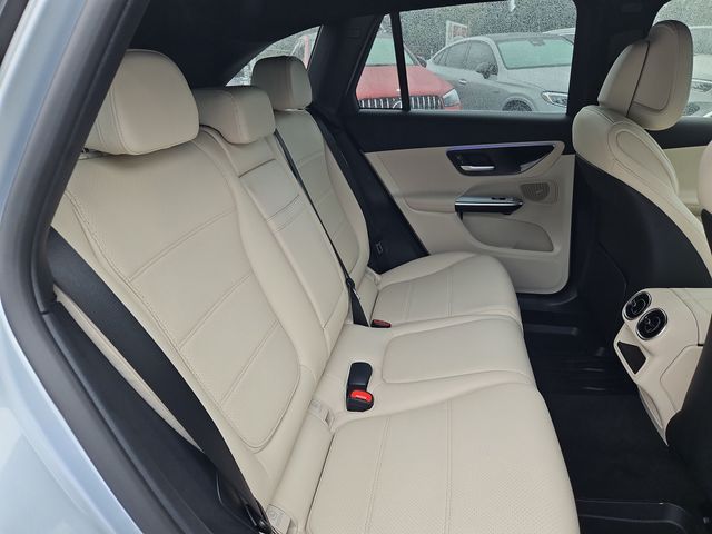 2025 Mercedes-Benz GLC Base - Photo 29