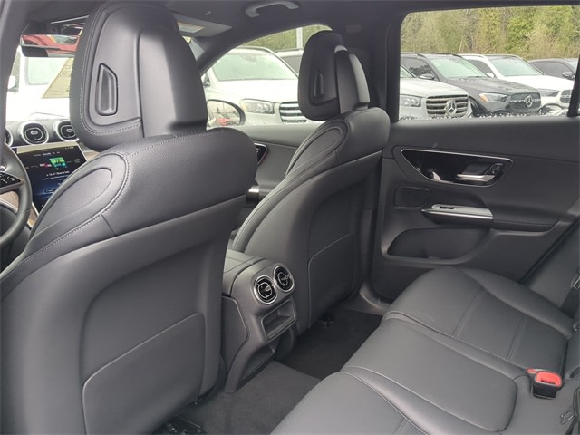 Thumbnail: 2025 Mercedes-Benz GLC - 13