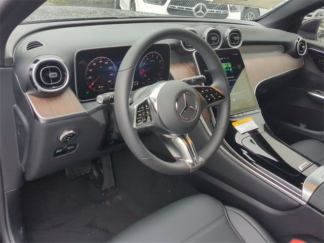 Thumbnail: 2025 Mercedes-Benz GLC - 2