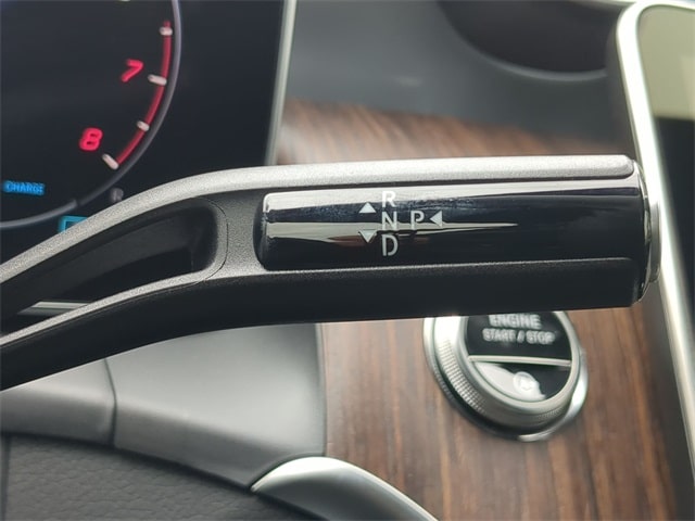 Thumbnail: 2025 Mercedes-Benz GLC - 16