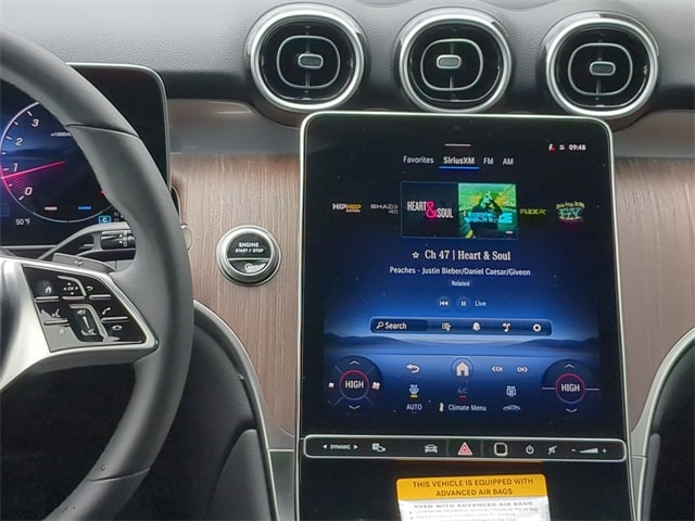 Thumbnail: 2025 Mercedes-Benz GLC - 30