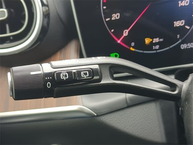 Thumbnail: 2025 Mercedes-Benz GLC - 17