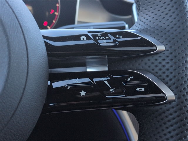 Thumbnail: 2026 Mercedes-Benz GLC - 31