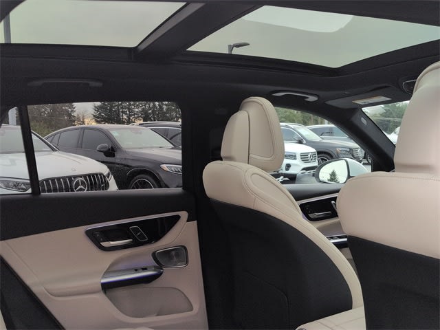 Thumbnail: 2026 Mercedes-Benz GLC - 30