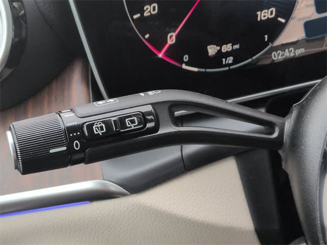 Thumbnail: 2026 Mercedes-Benz GLC - 32