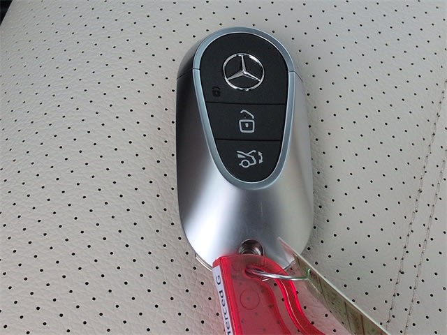 Thumbnail: 2026 Mercedes-Benz GLC - 19