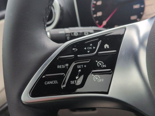 Thumbnail: 2026 Mercedes-Benz GLC - 30