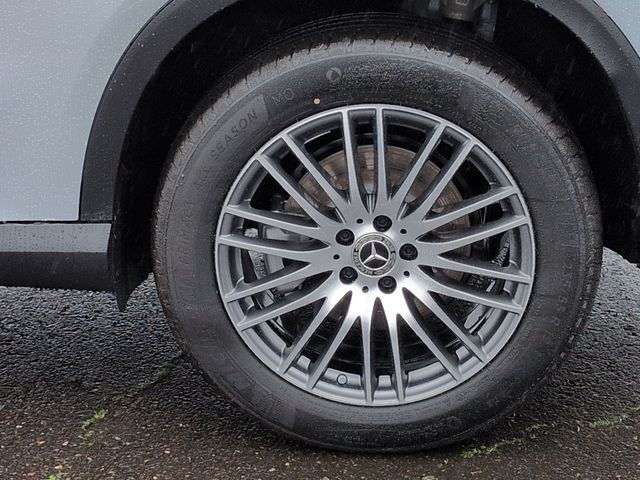 Thumbnail: 2026 Mercedes-Benz GLC - 8