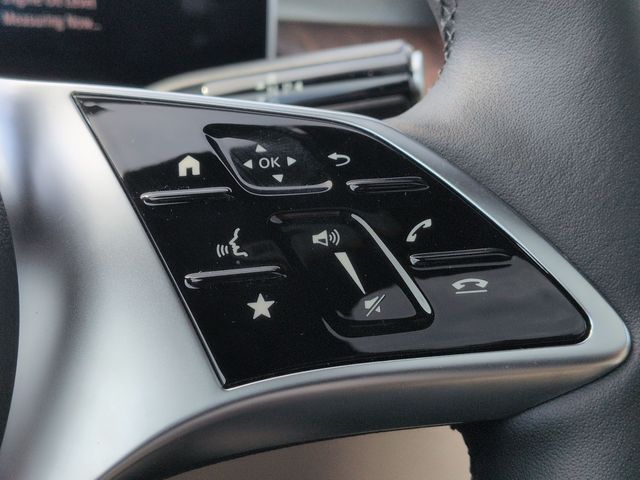 Thumbnail: 2026 Mercedes-Benz GLC - 16