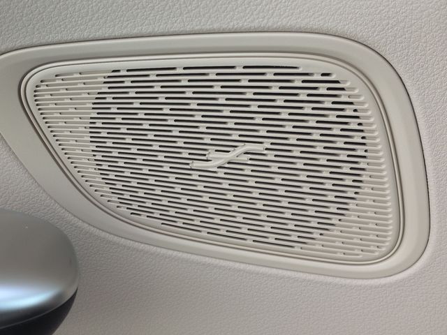 Thumbnail: 2026 Mercedes-Benz GLC - 19