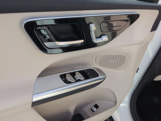 Thumbnail: 2026 Mercedes-Benz GLC - 25